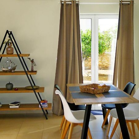Maria & Manos Guest House, Agios Onoufrios Beach Екстер'єр фото